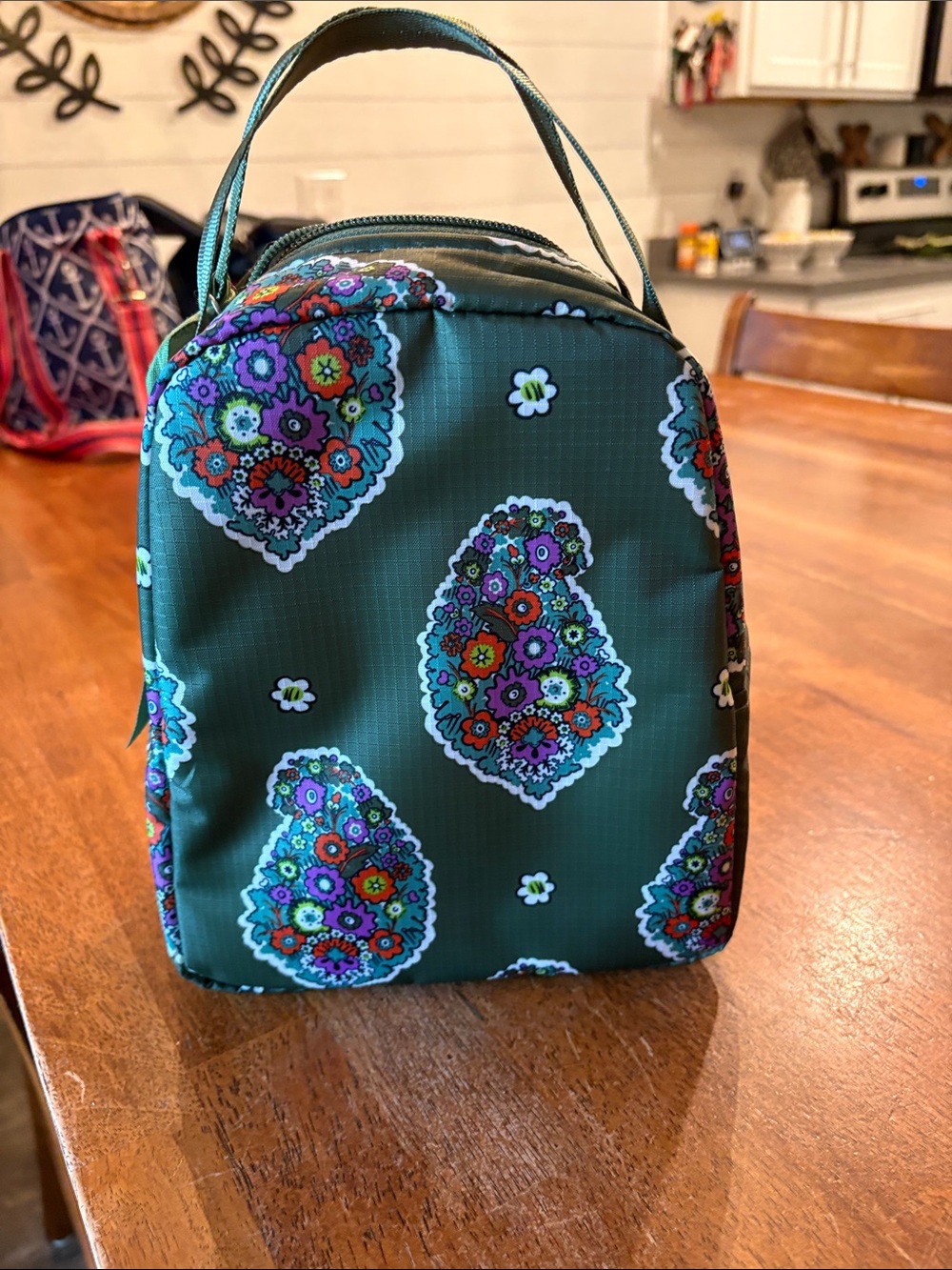 Vera Bradley lunch tote
